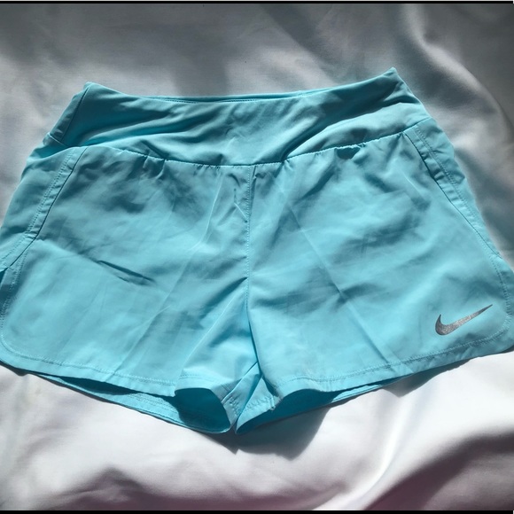 New Nike Shorts - Picture 1 of 2